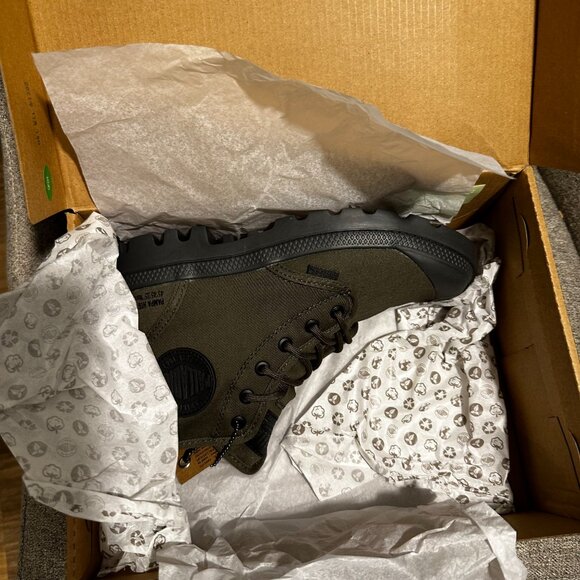 Palladium Pampa Hi HTG Supply Boots in Olive Night ASO Kate Middleton - Picture 3 of 10